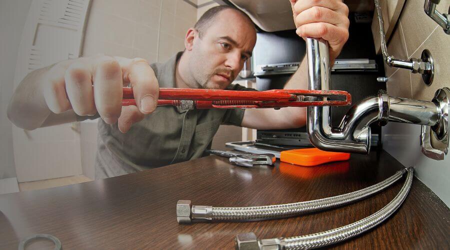 Expert burst pipe repair services in Russellville, AR